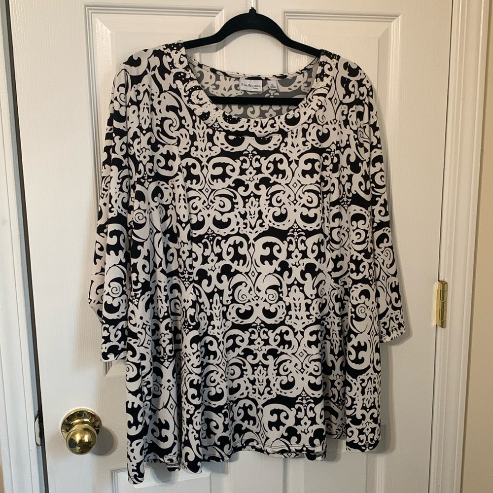 Kim Rogers Curvy 1x black/white 3/4 sleeve tunic top PTP 25” length 28”